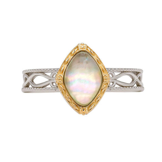 French Retro Golden Shell & Clear Quartz Ring - Crystally