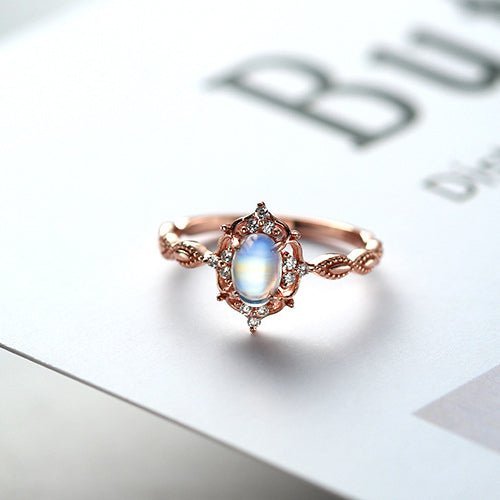 French Retro Oval Moonstone Ring - Crystally