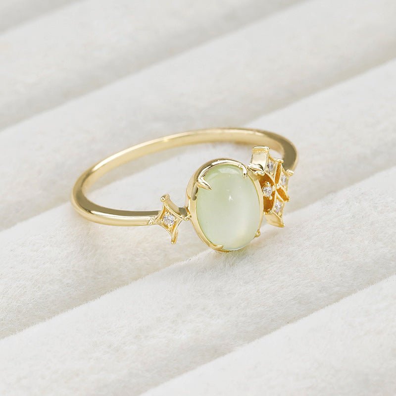 French Retro Prehnite Ring - Crystally