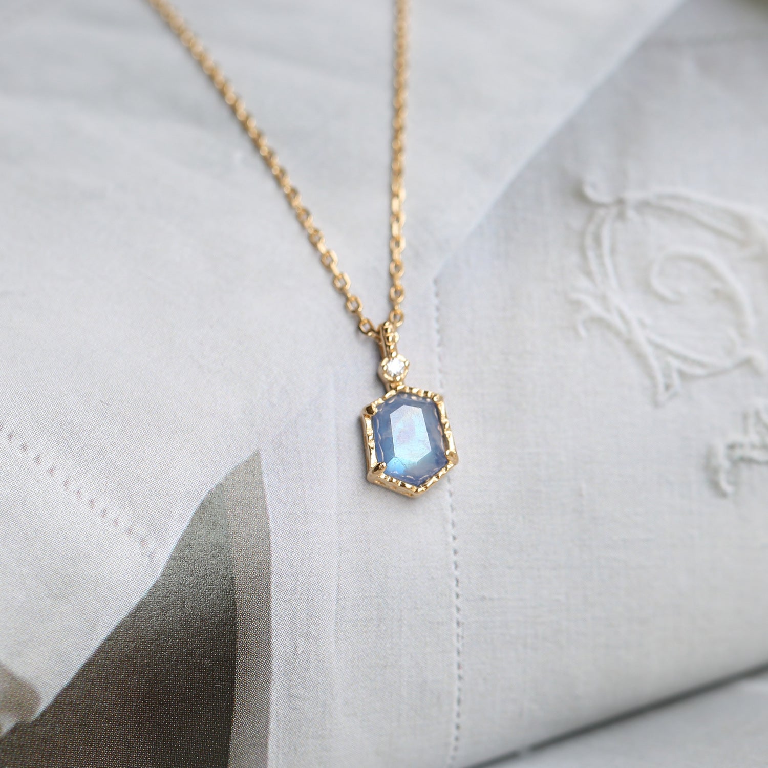 French Retro Sapphire & Moonstone Necklace - Crystally