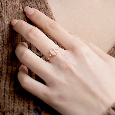 Minimalist Rose Quartz Ring - Crystally