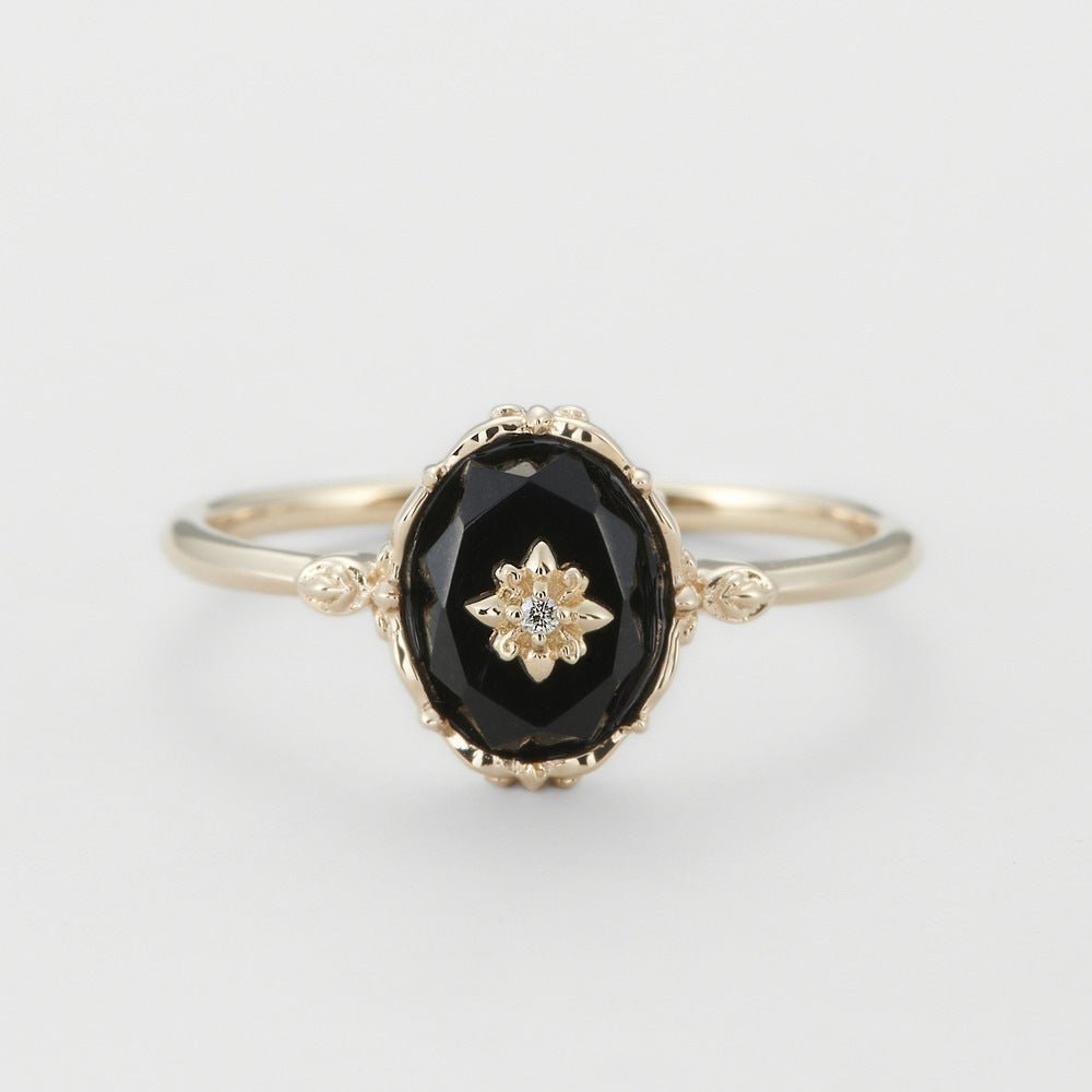 Palace Style Retro Onyx Ring - Crystally