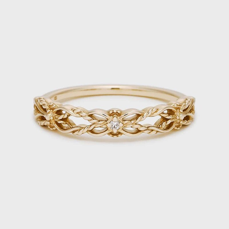 Starlight Enveloped Lace Hollow-Out Stackable Ring - Crystally