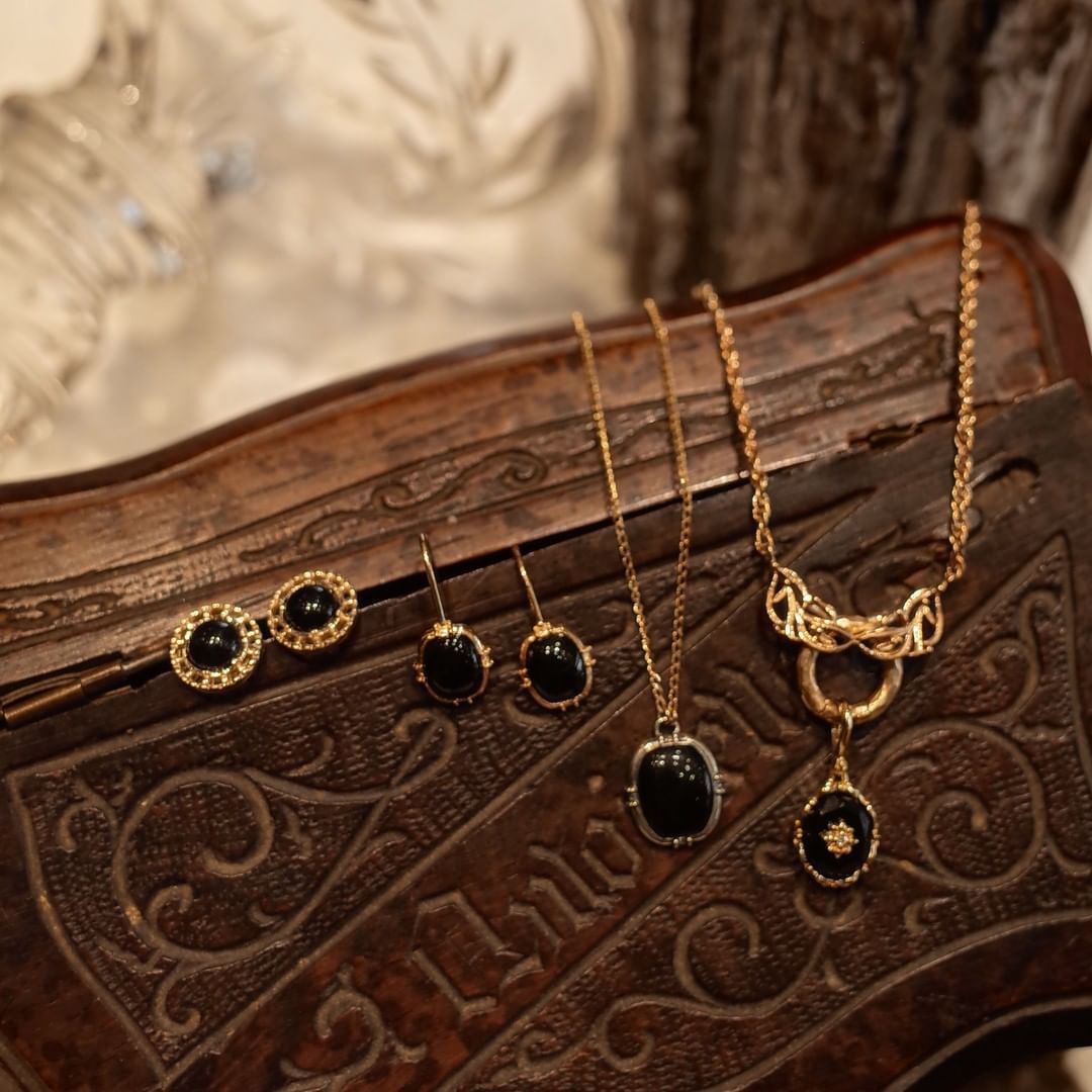 Black Onyx Jewellery set for women - Zakarto