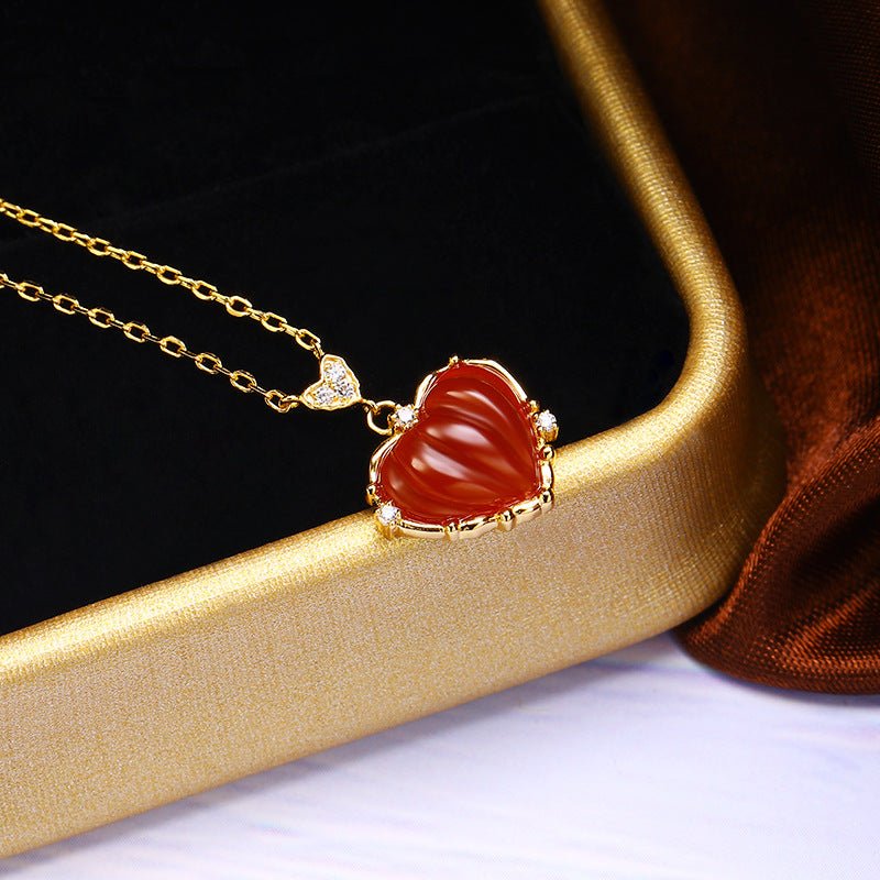 Vintage Red Agate Necklace - Crystally